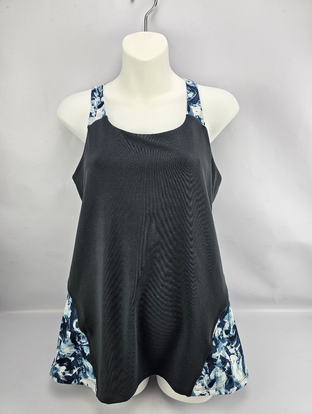 Gaiam built-in bra scoop neck yoga tank top black blue women's size large